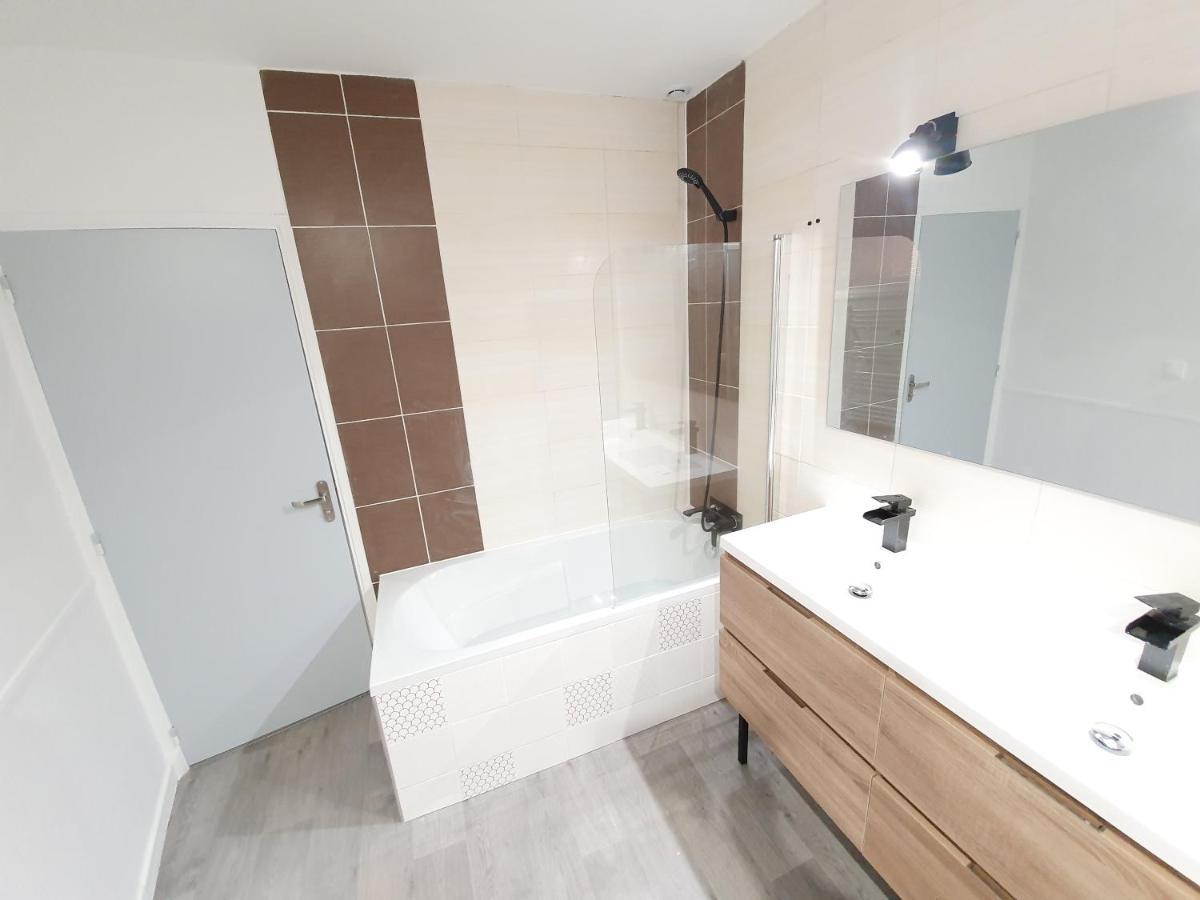 De Charme Climatise Apartment *